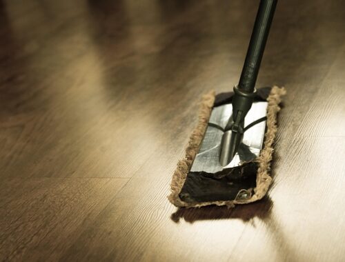 Sådan vælger du det rette rengøringsfirma til din virksomhed